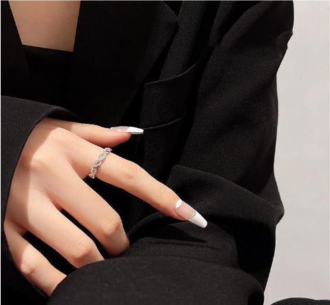 Twist Design Ring
