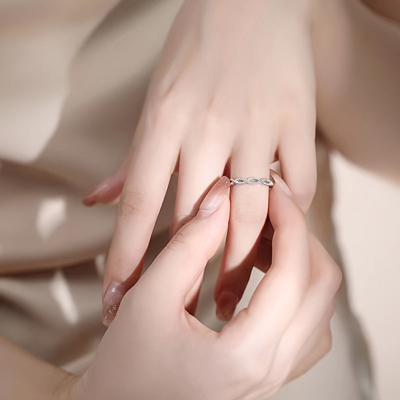 Twist Design Ring