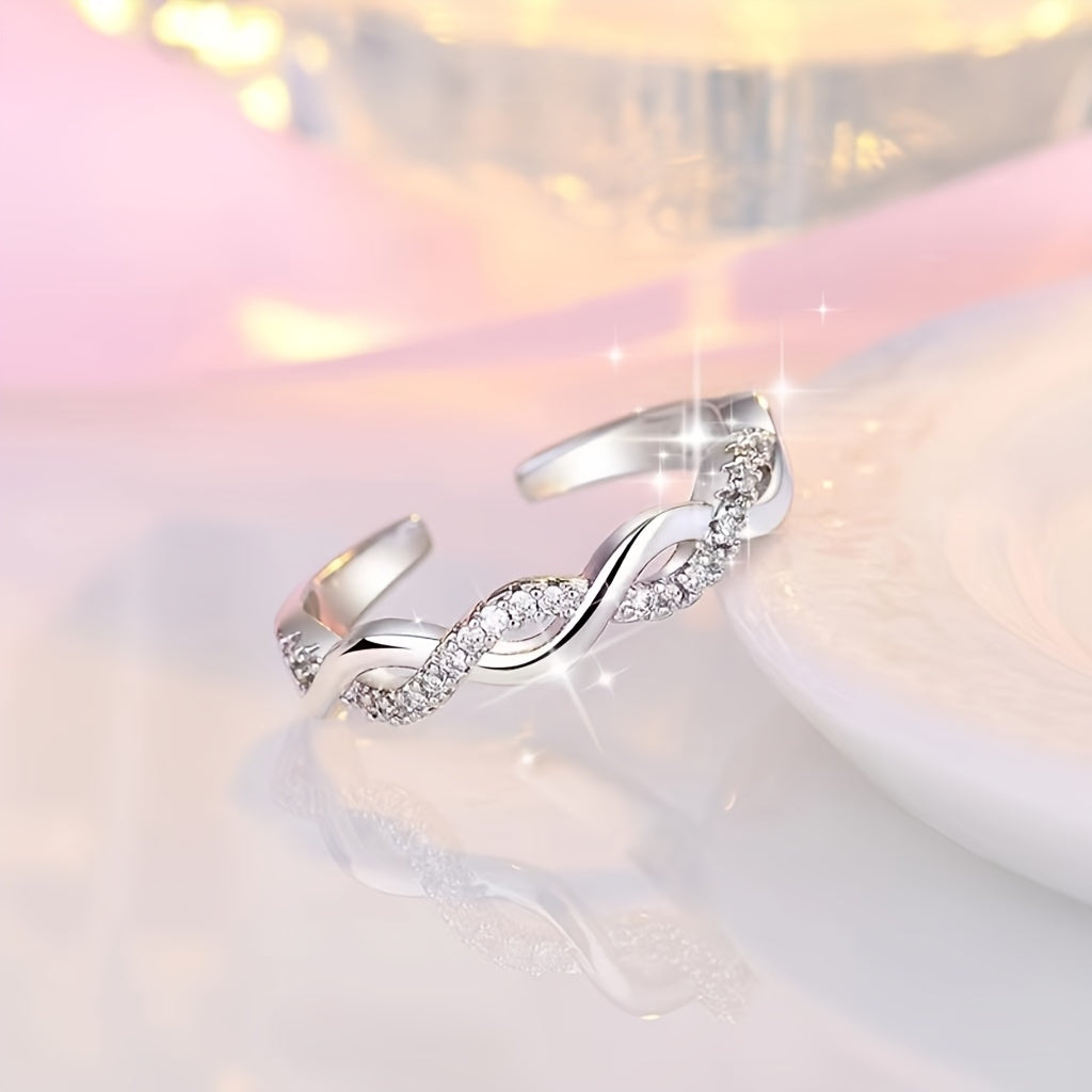 Twist Design Ring