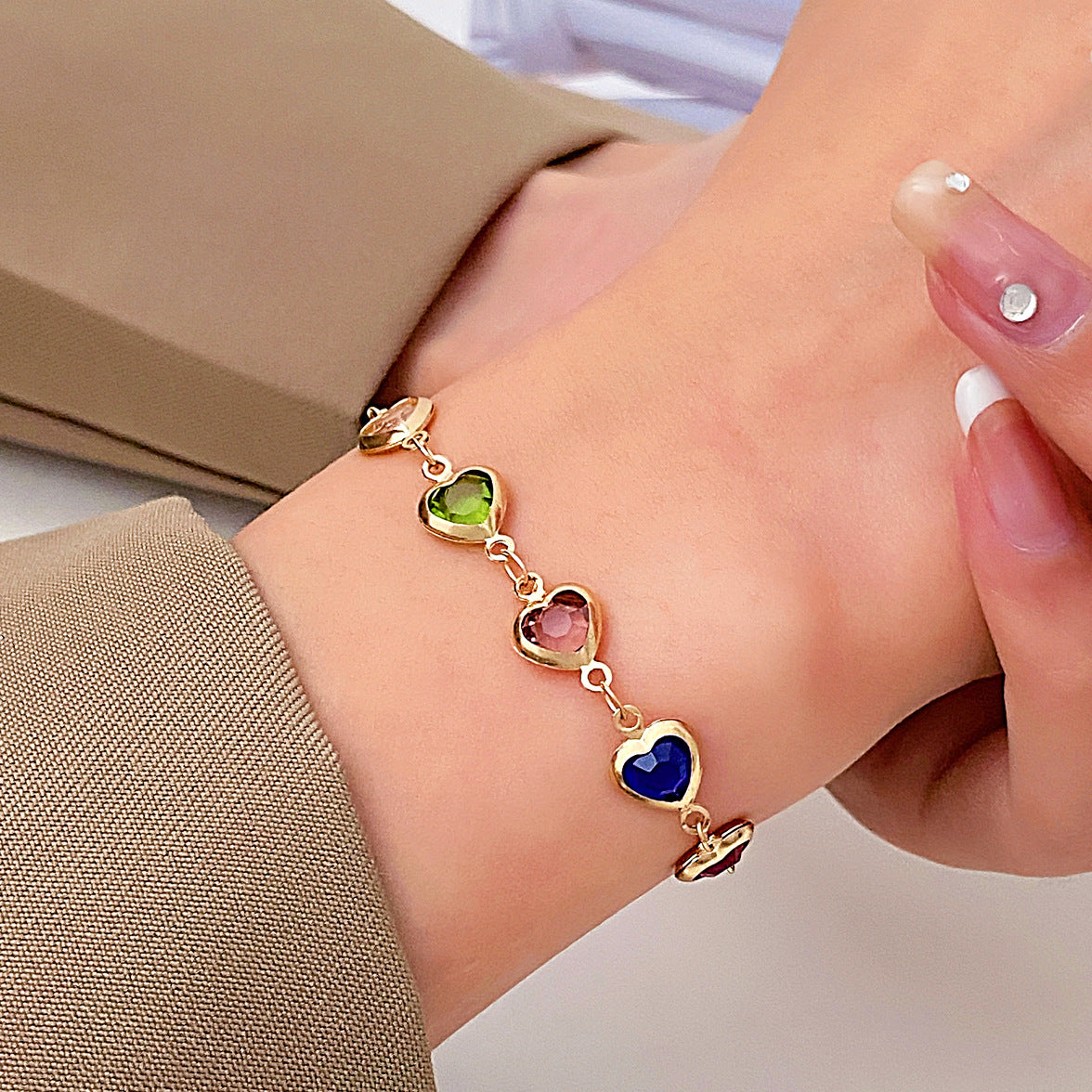 Colorful Heart Design Bracelet